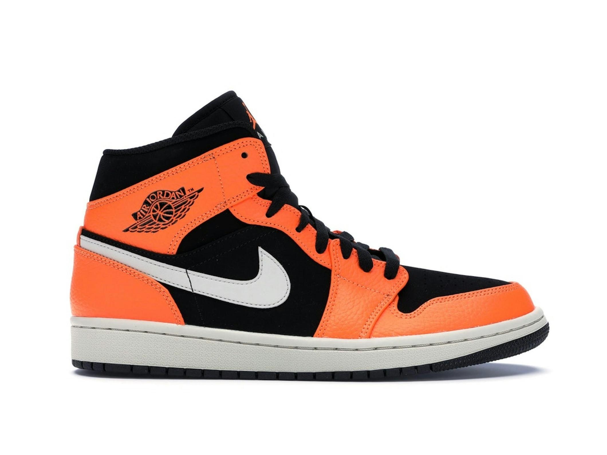 Jordan 1 Mid “Black Cone” 554724-062 | Black / Cone / Light Bone