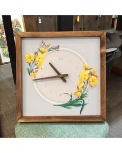 Modern Golden Blossom Square Wall Clock - Elegant Kitchen & Living Room Decor for All Ages - Vintage Charm & Artistic Design - Large Size