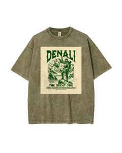 Climbing Denali Mineral Wash T-Shirt - Unisex Beach & Casual Wear - Cool Classic Tee for Teens and Gifts - Perfect for Summer & Holidays