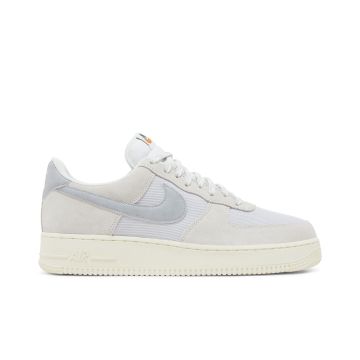 Air Force 1 Low ’07 LV8 Vintage Certified Fresh Photon Dust Sail - Classic Low Top Sneakers