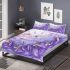 Bees flying to musical notes and purple leafs in the summer bedding set