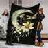Dragonflies and three flowers on the moon blanket