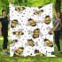Pattern of cartoon bees blanket