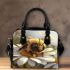 Cute smiling bee sitting on a daisy flower shoulder handbag