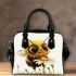 Cute smiling bee sitting on a daisy flower shoulder handbag