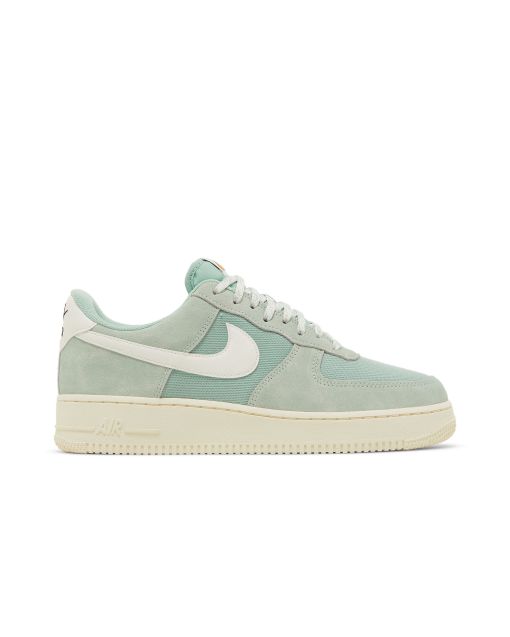 Air Force 1 Low ’07 LV8 Certified Fresh Enamel Green - Stylish Low Top Sneakers