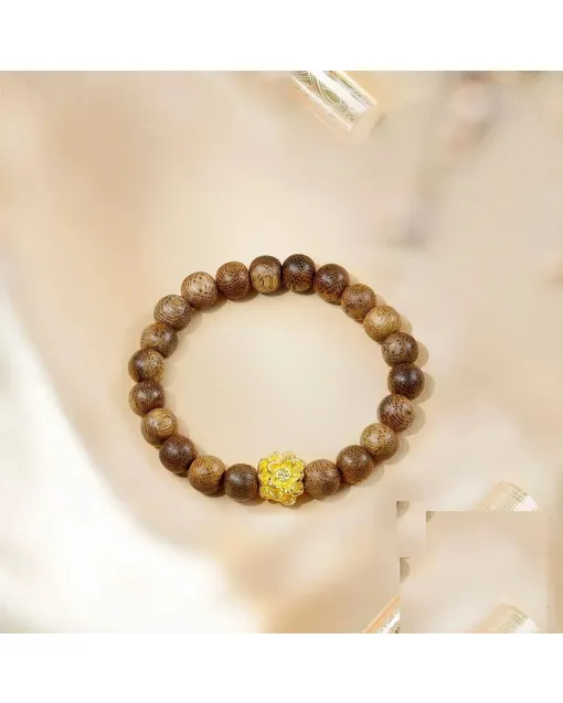 Natural Agarwood Bracelet for Spiritual Souls – Handcrafted Calming Energy for Daily Wear, Meditation – Brown Agarwood – Main View