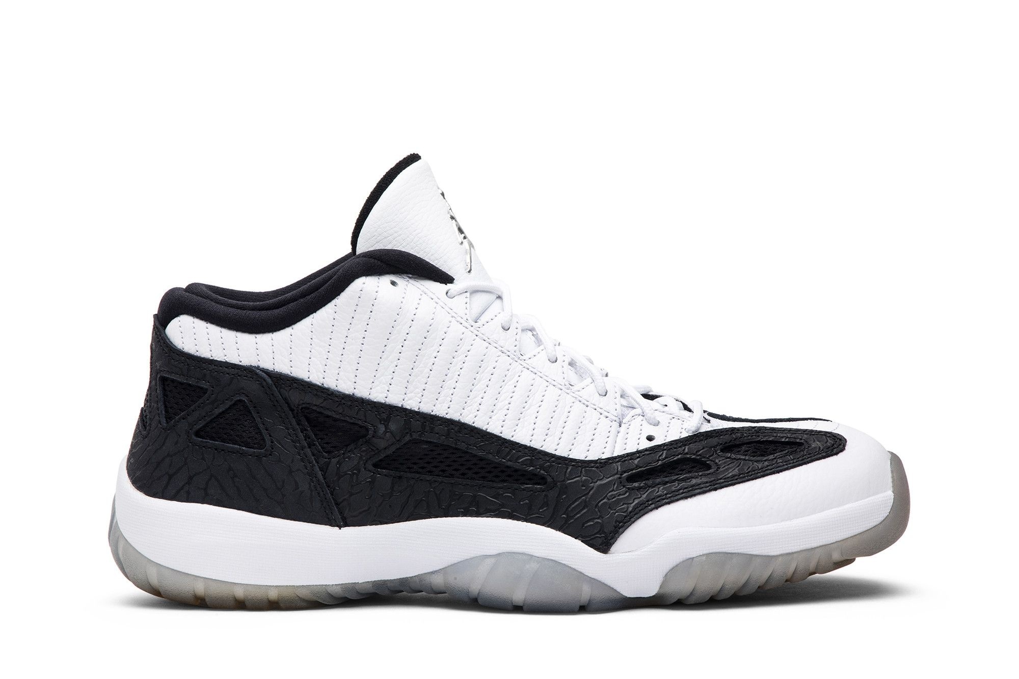 Minomog Jordan 11 Retro Low IE 306008-100 | White Black Lifestyle Sneaker